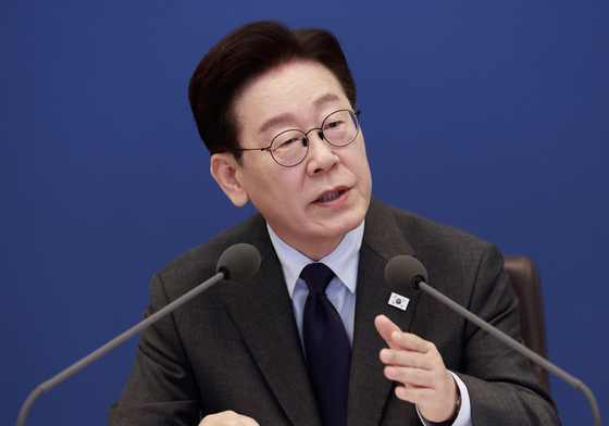 李대통령, 부동산 투기와의 전쟁…세제·금융 패키지 대책 고려