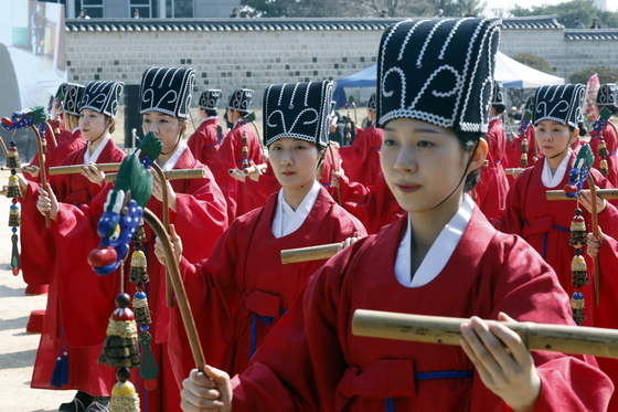 [뉴스1 PICK]성균관·전국 향교서 석전대제 거행…'공자와 선현의 도 기려'