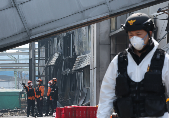 안전공업 화재 '원인을 찾아라'