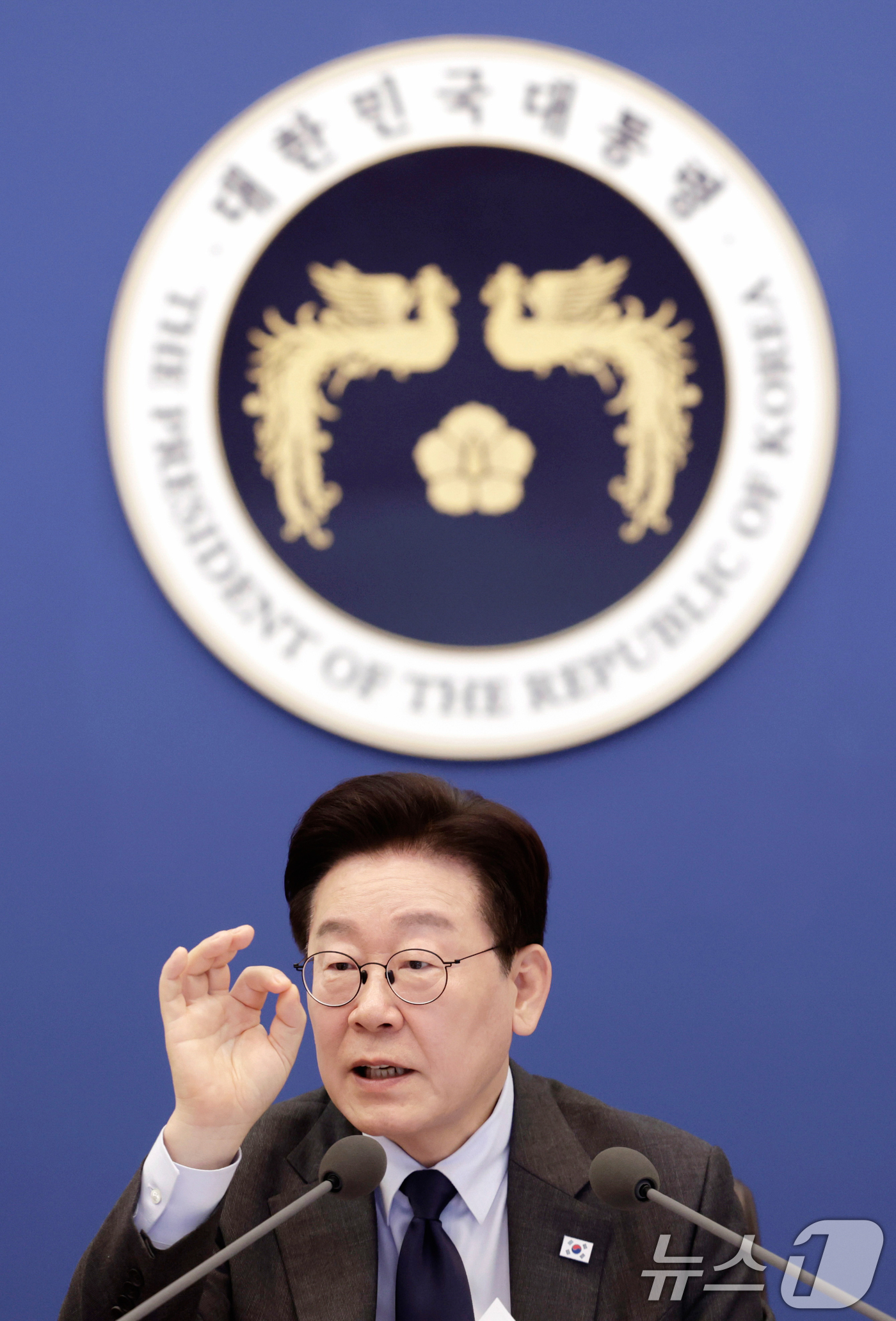 (서울=뉴스1) 허경 기자 = 이재명 대통령이 24일 청와대에서 열린 국무회의에서 발언하고 있다. (청와대통신사진기자단) 2026.3.24/뉴스1