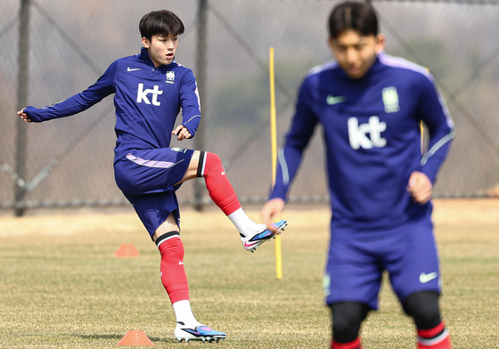 양민혁 '진지하게'