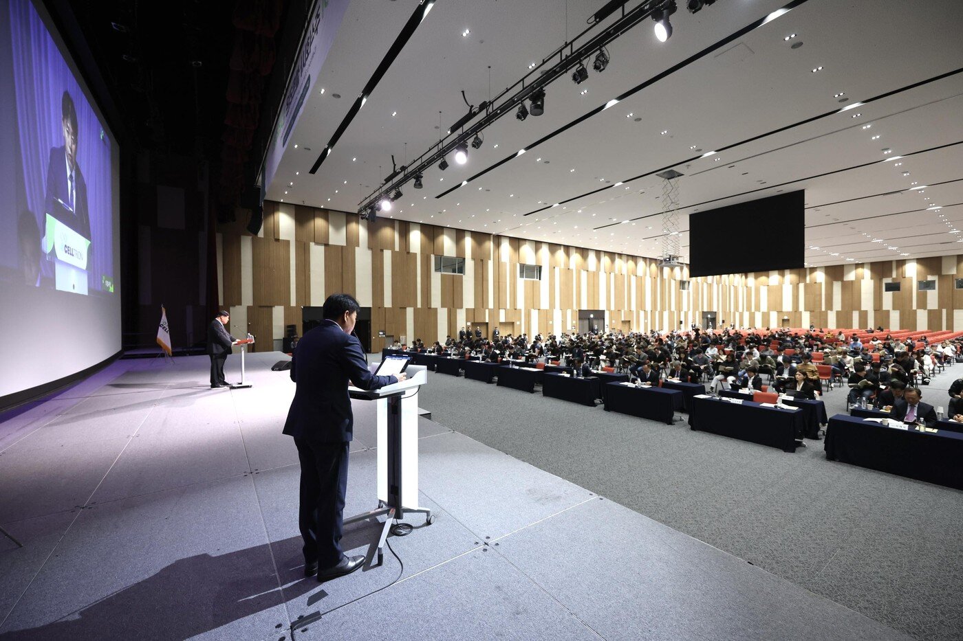 본문 이미지 - 24일 인천 연수구 송도 컨벤시아에서 셀트리온 정기 주주총회가 열리고 있다. (셀트리온 제공) 