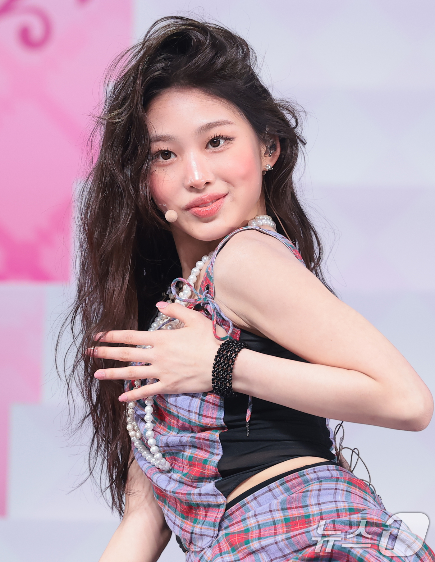 (서울=뉴스1) 권현진 기자 = 그룹 베이비돈크라이(Baby DONT cry) 베니가 24일 오후 서울 용산구 블루스퀘어 우리WON뱅킹홀에서 가진 미니 1집 ‘애프터 크라이(AFT …