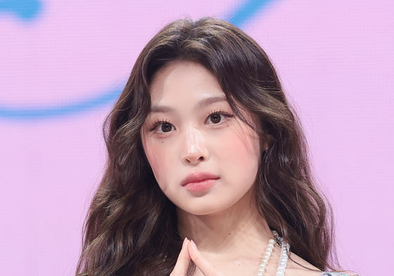 포즈 취하는 베니