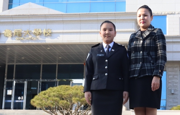 구미대에 카자흐 모녀 동문…엄마 특수건설기계·딸 응급구조학과