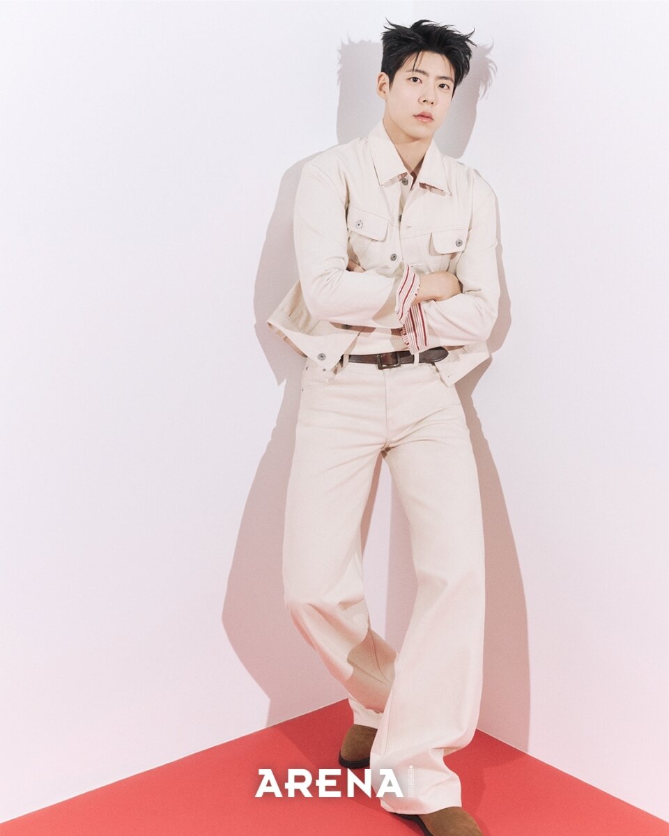 본문 이미지 - 아레나 옴므 플러스