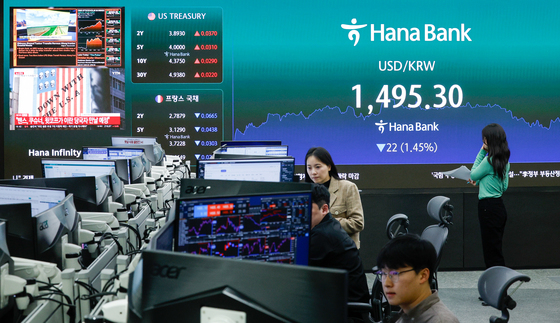 미·이란 휴전 선언 기대에…환율 2.2원 내린 1493원 출발