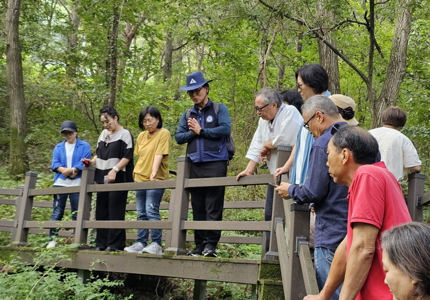 괴산군 자연과 함께하는 성불산 숲 해설 프로그램 운영 시작