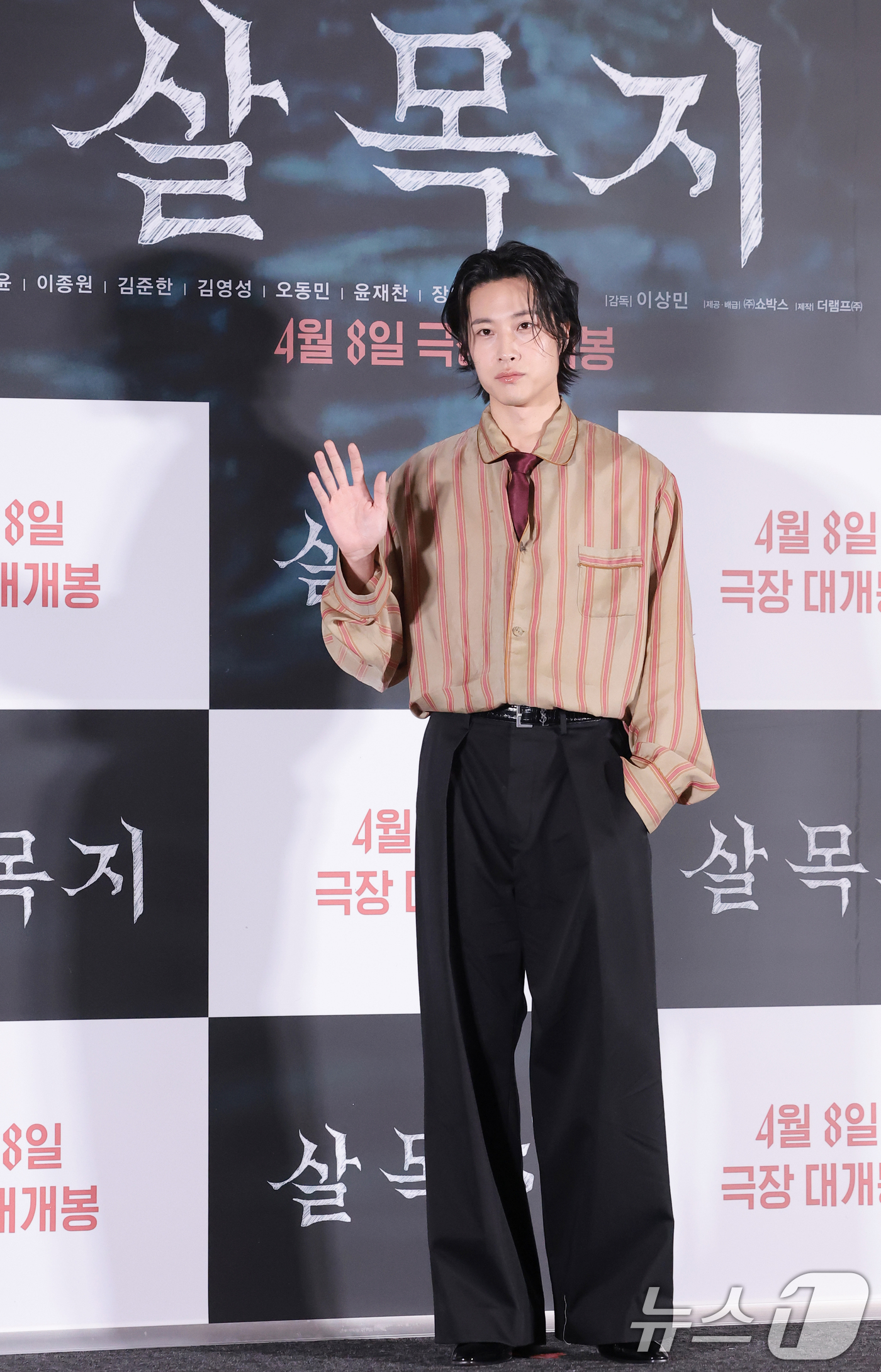 (서울=뉴스1) 권현진 기자 = 배우 이종원이 24일 오후 서울 용산구 CGV아이파크몰에서 열린 영화 ‘살목지’(감독 이상민) 언론배급시사회 및 기자간담회에 참석해 포즈를 취하고 …