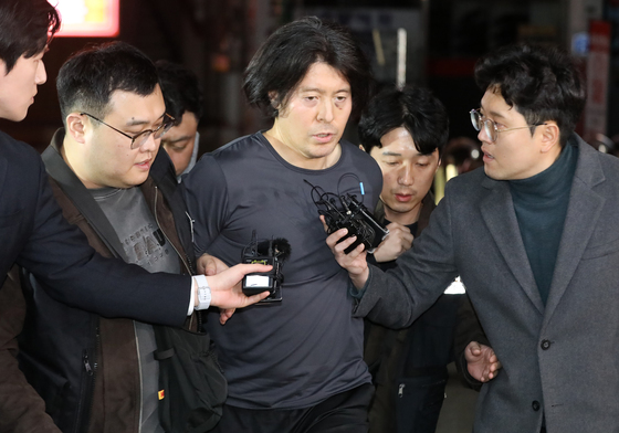 '항공사 기장 살해' 피의자 김동환 신상 공개