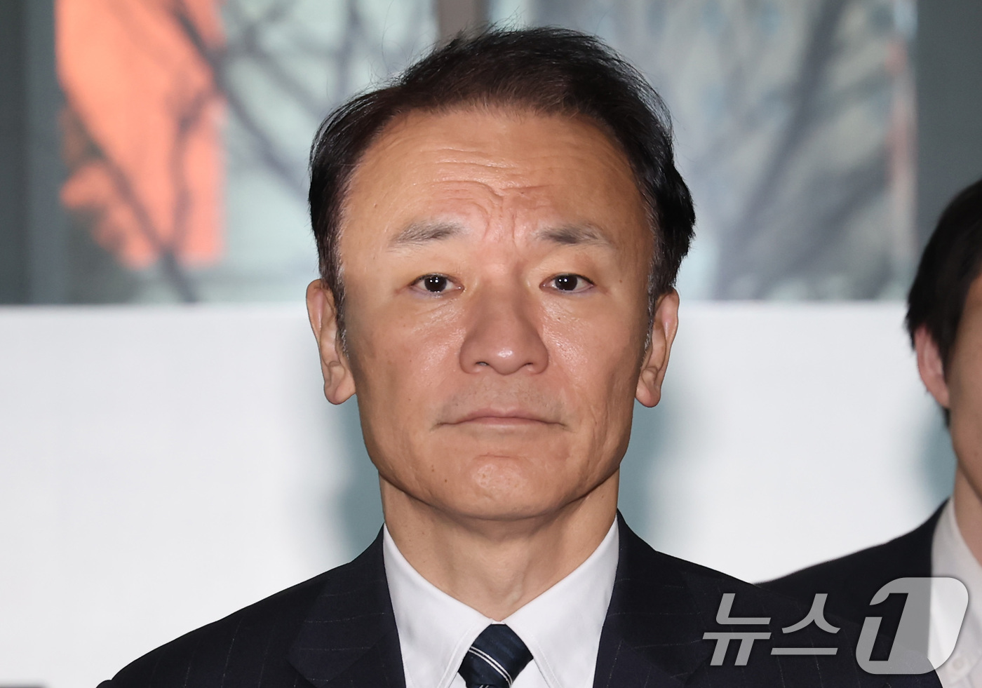 (서울=뉴스1) 임세영 기자 = 마츠오 히로타카 주한일본대사관 총괄공사가 24일 서울 종로구 외교부 청사로 초치되고 있다.정부는 이날 일본 정부가 역사적, 지리적, 국제법적으로 명 …