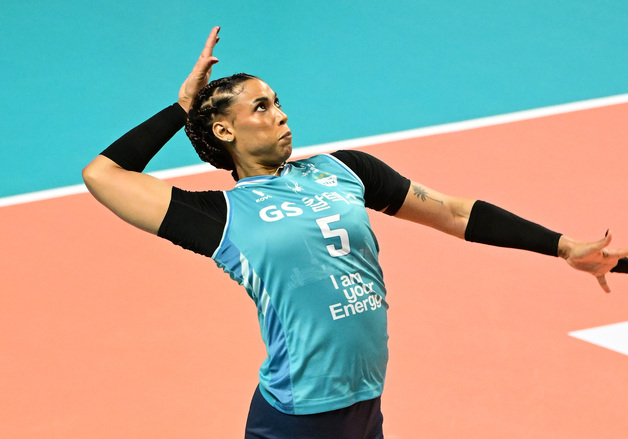 '실바 42점' GS칼텍스, 준PO 흥국생명 제압…26일 현대건설과 PO 격돌