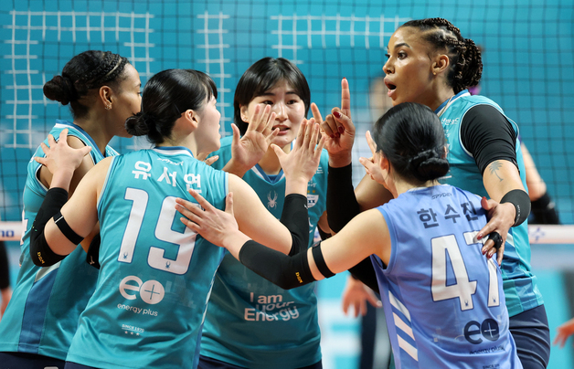 '실바 42점' GS칼텍스, 준PO 흥국생명 제압…26일 현대건설과 PO 격돌