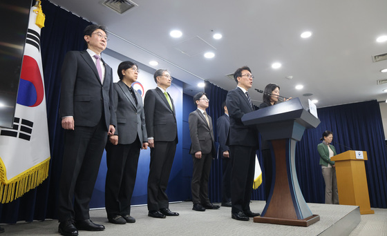 김민석 국무총리, 비상경제 대응체계 관련 브리핑