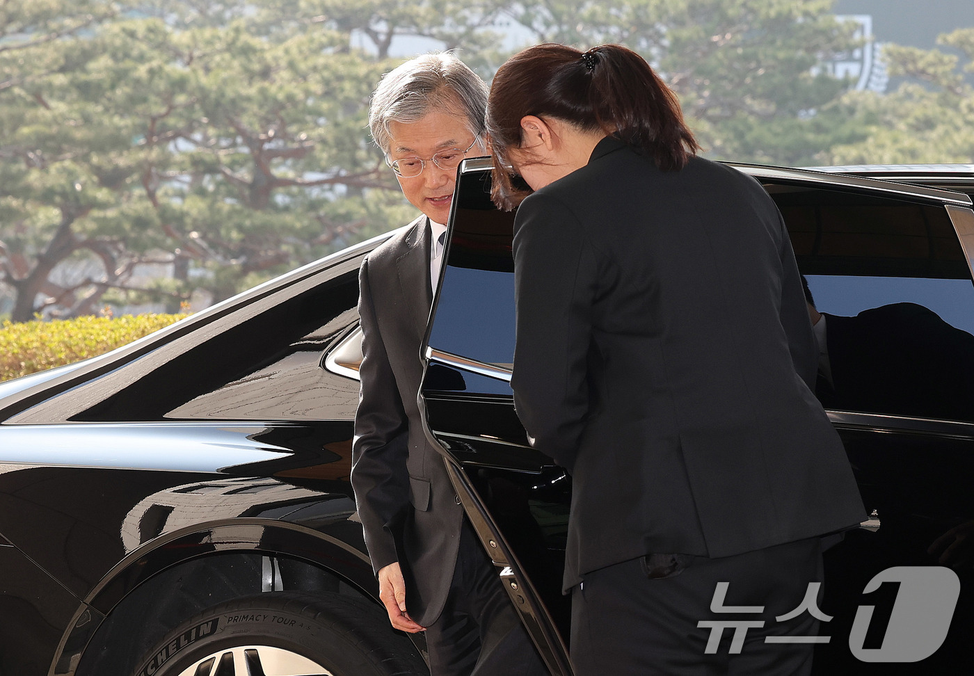 (서울=뉴스1) 박지혜 기자 = 조희대 대법원장이 25일 서울 서초구 대법원으로 출근하고 있다. 2026.3.25/뉴스1