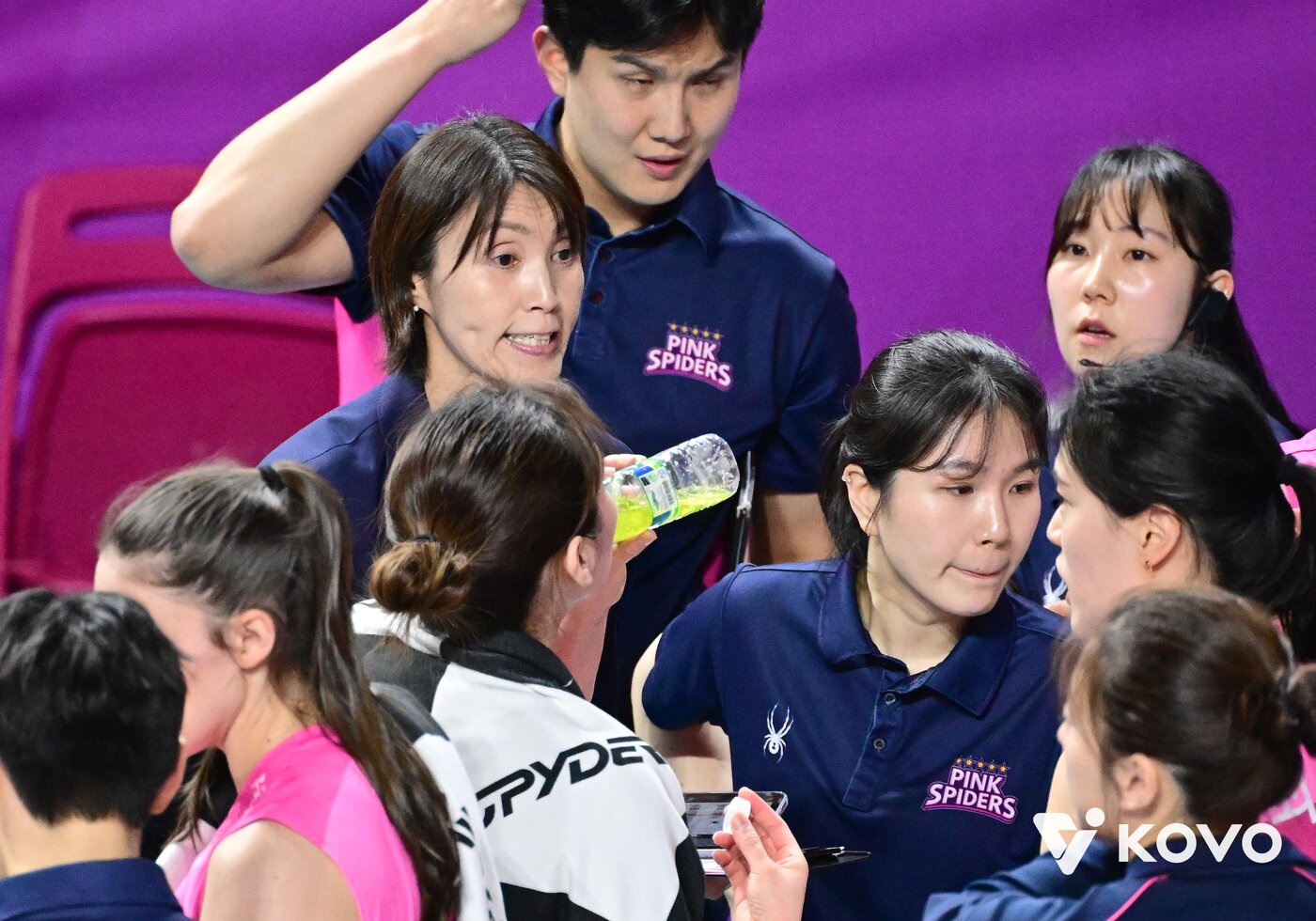 본문 이미지 - 요시하라 토모코 흥국생명 감독. (KOVO 제공)