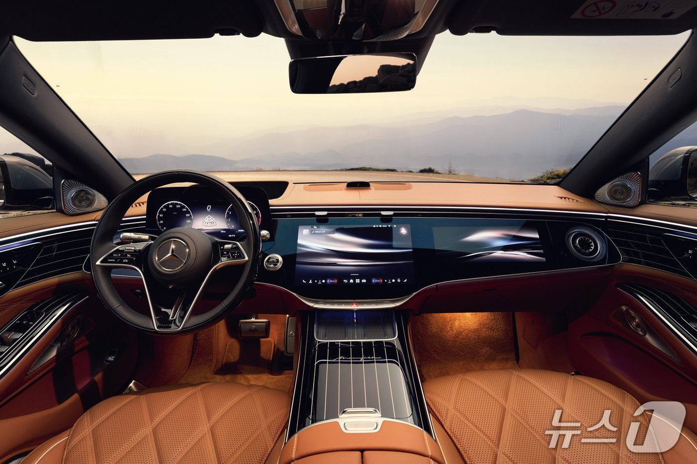 본문 이미지 - 더 뉴 메르세데스-마이바흐 S-클래스 인테리어(메르세데스-벤츠 코리아 제공)