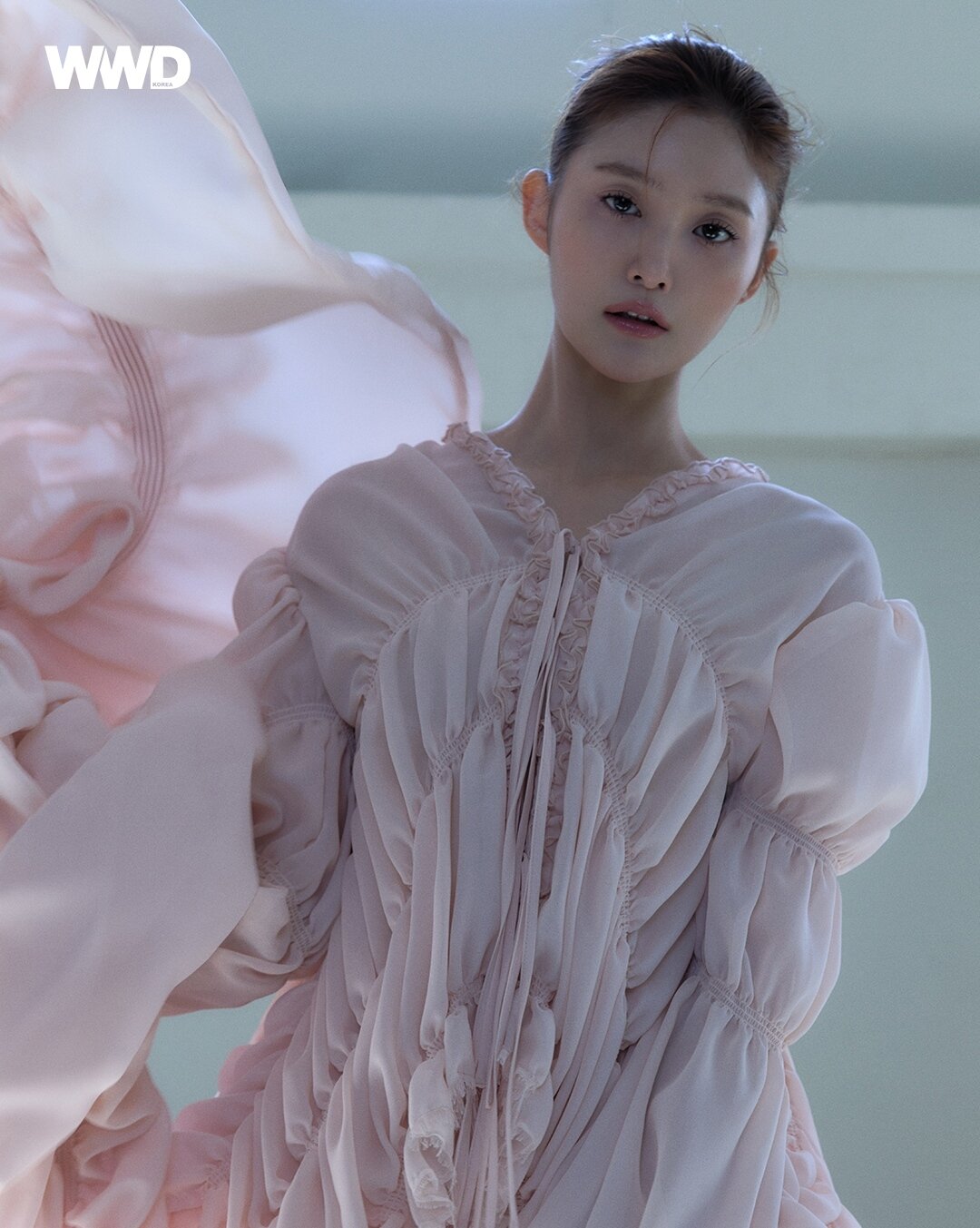 본문 이미지 - 배우 박정화 / WWD 코리아