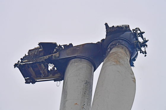 경찰, 3명 사망 사고 발생 영덕 풍력발전기 업체 압수수색