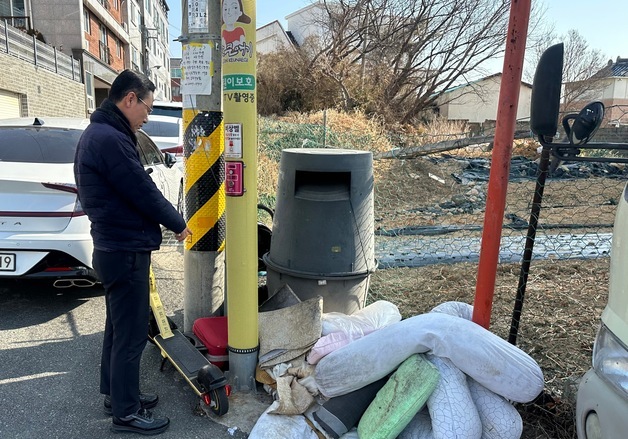 문희성 울산 구의원 "의류 수거함, 관리부실로 애물단지 전락"