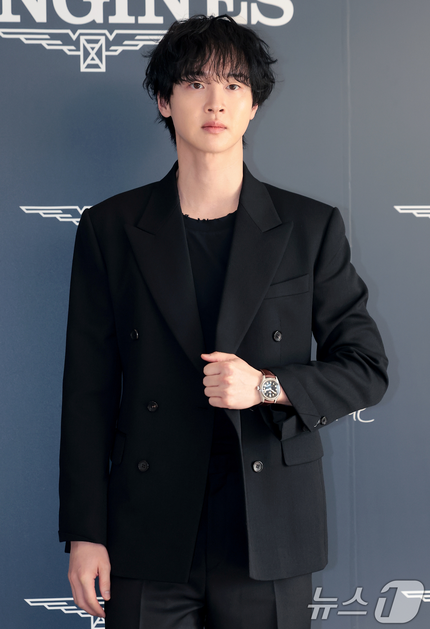 (서울=뉴스1) 권현진 기자 = 배우 장동윤이 25일 서울 강남구 웨스틴 파르나스에서 열린 스위스 워치 브랜드 론진 2026 신제품 프레젠테이션에 참석해 포즈를 취하고 있다. 20 …