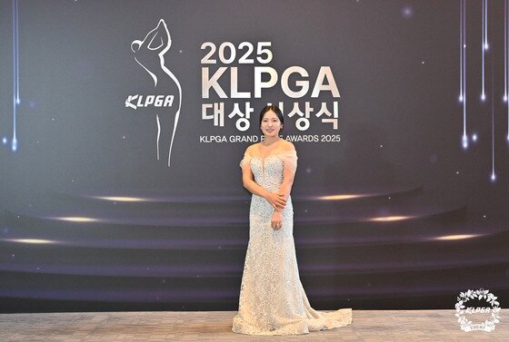본문 이미지 - 지난해 KLPGA 대상을 차지했던 유현조. (KLPGA 제공)