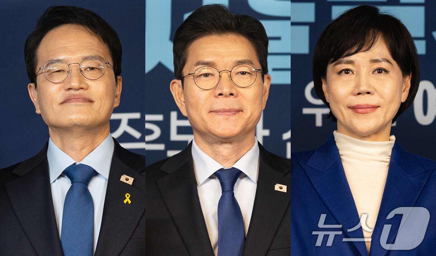 본문 이미지 - 더불어민주당 6·3 지방선거 서울시장 본경선에 박주민·정원오·전현희(기호순) 후보가 진출했다. 사진은 지난 21일 열린 서울시장 예비경선 합동연설회에 참석한 박주민(왼쪽부터), 정원오, 전현희 후보. 2026.3.25 ⓒ 뉴스1 유승관 기자