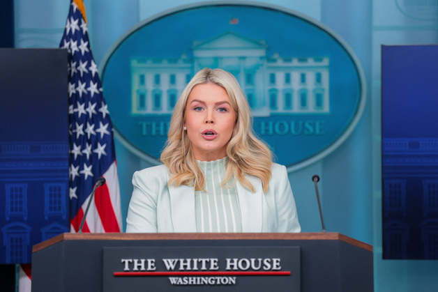 [속보]백악관 "이란, 오판 말아야…패배 인정 않으면 더 강한 타격"