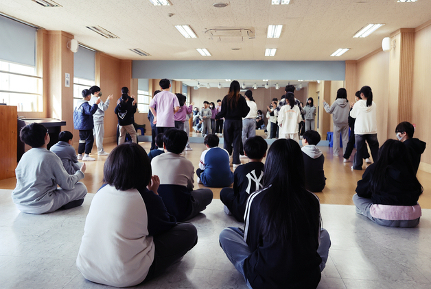 "K-POP 춤 가르친다"…SK브로드밴드, 아동문화교실 운영