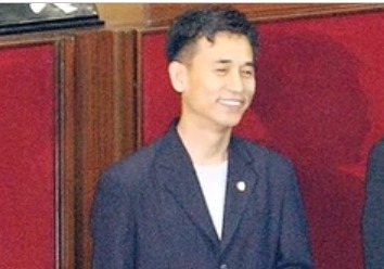 김영진 "유시민 'ABC론' 철회를, 백바지-난닝구 시즌2 같아…애먼 사람 피해"