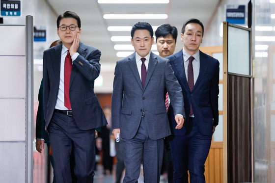 장동혁 "밭두렁 수색 TF 만들 것…전재수 하드디스크 찾는다"