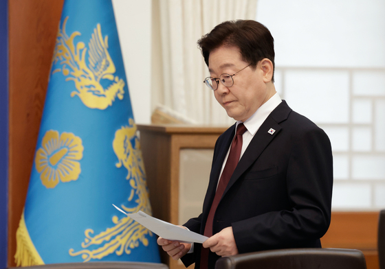 李, 청년재단 오창석 대표 공개 칭찬…"지방균형발전, 국가 존망의 문제"