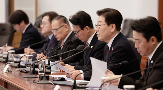 비상경제점검회의 발언하는 이재명 대통령