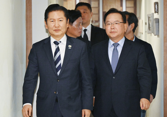 민주 지지율 46%·국힘 18%…TK 오차 범위 내 접전[NBS]