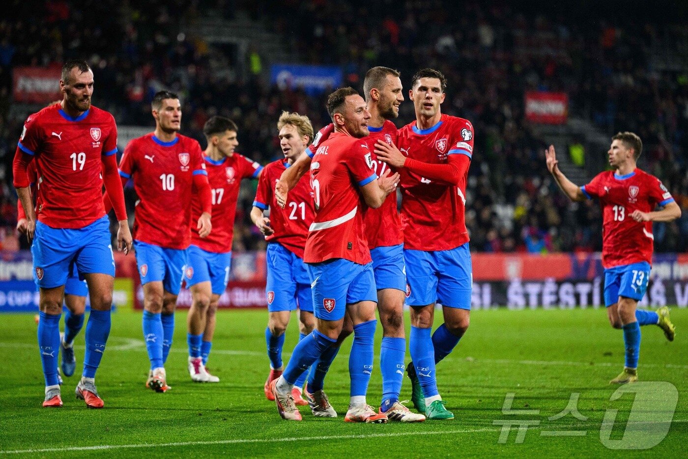 본문 이미지 - 월드컵 출전에 도전하는 체코. ⓒ AFP=뉴스1