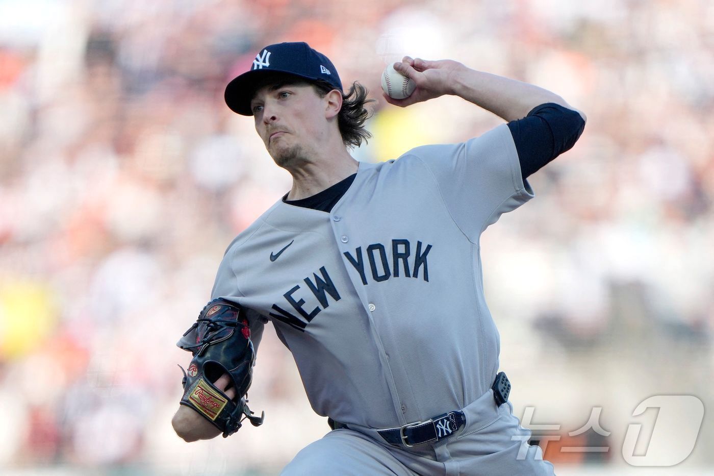 본문 이미지 - 뉴욕 양키스 선발 투수 맥스 프리드는 26일(한국시간) 열린 2026 메이저리그 샌프란시스코 자이언츠전에서 6⅓이닝 무실점 호투를 펼쳤다. ⓒ AFP=뉴스1