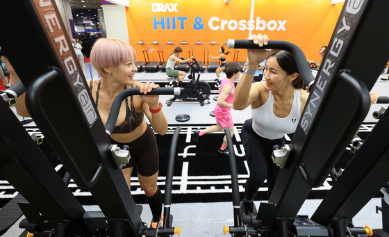 [뉴스1 PICK]국내 최대 스포츠산업전 'SPOEX 2026' 개막…최신 스포츠 기술 한자리에