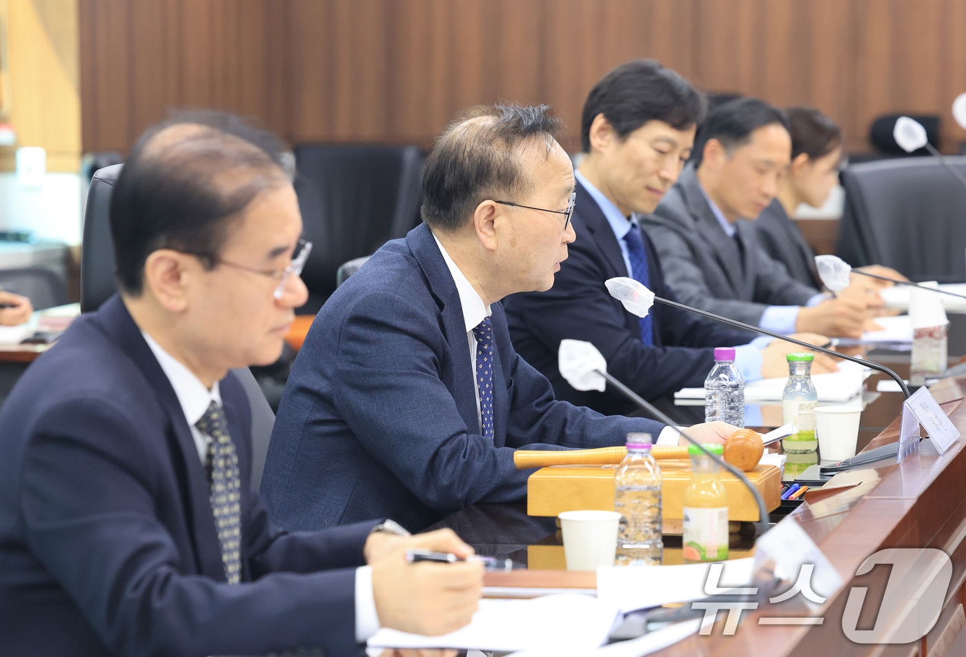 (서울=뉴스1) 임세영 기자 = 김남중 통일부 차관이 26일 서울 종로구 정부서울청사에서 열린 북한이탈주민 보호 및 정착지원협의회 전체회의에서 모두발언을 하고 있다. 2026.3. …