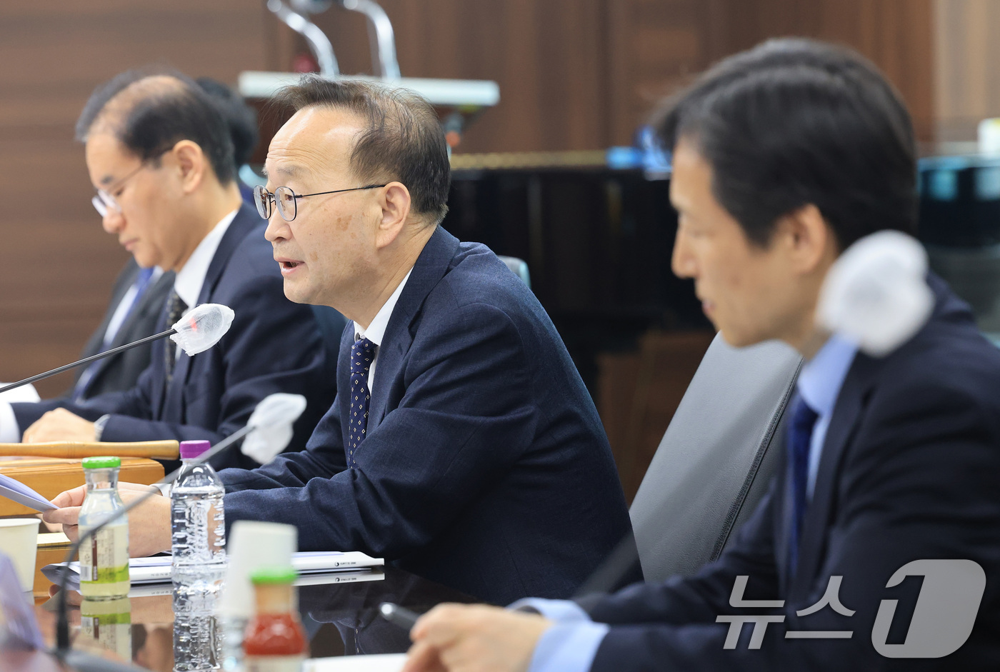 (서울=뉴스1) 임세영 기자 = 김남중 통일부 차관이 26일 서울 종로구 정부서울청사에서 열린 북한이탈주민 보호 및 정착지원협의회 전체회의에서 모두발언을 하고 있다. 2026.3. …