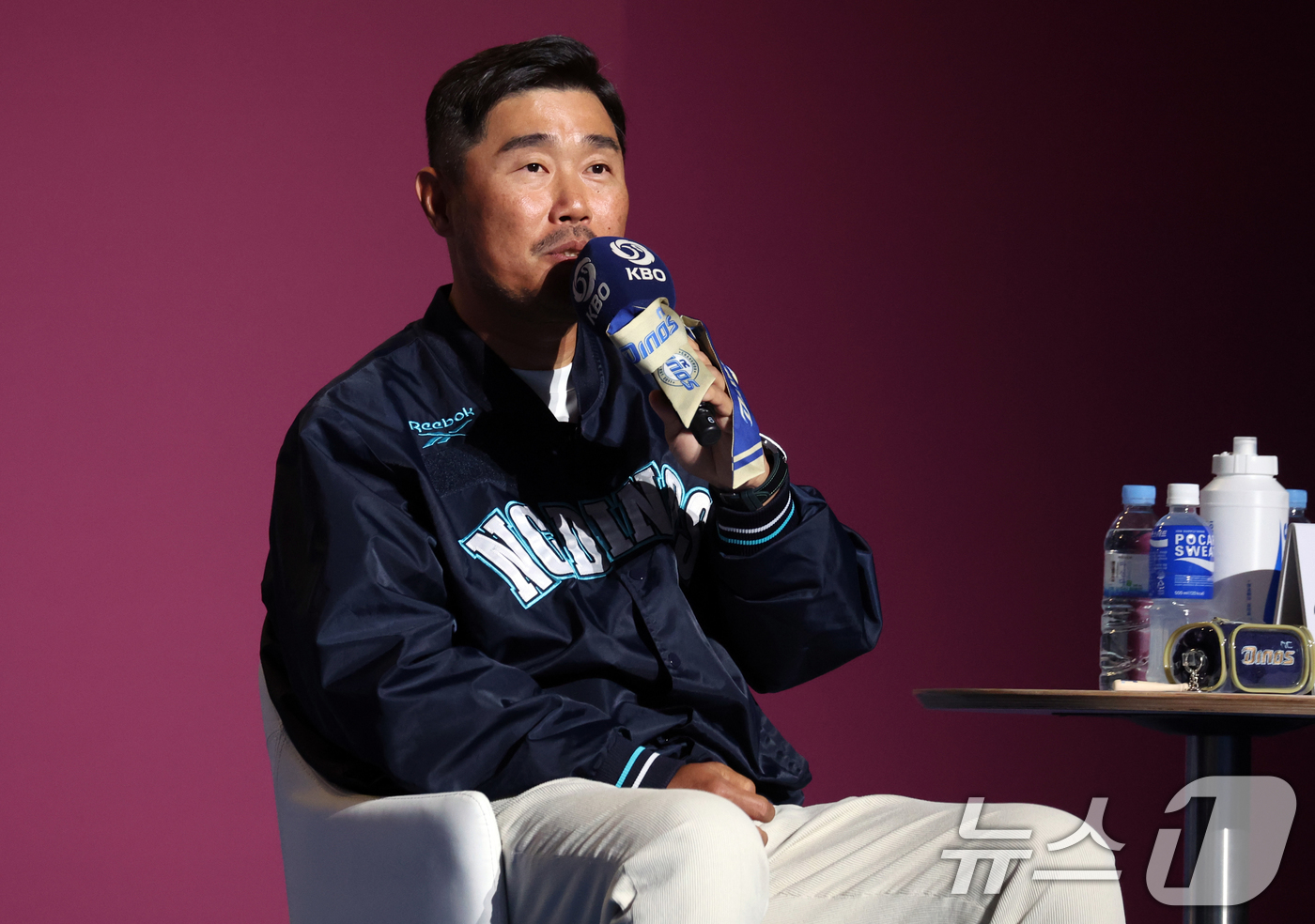 (서울=뉴스1) 김명섭 기자 = 26일 오후 서울 잠실 롯데호텔 월드에서 열린 2026 신한 SOL KBO 리그 미디어데이&팬페스트’에서 NC 다이노스 이호준 감독이 포부와 각오를 …