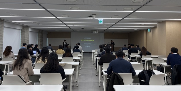 카카오게임즈, 라인야후 품으로…"신작 출시·기존 경영체계 유지"