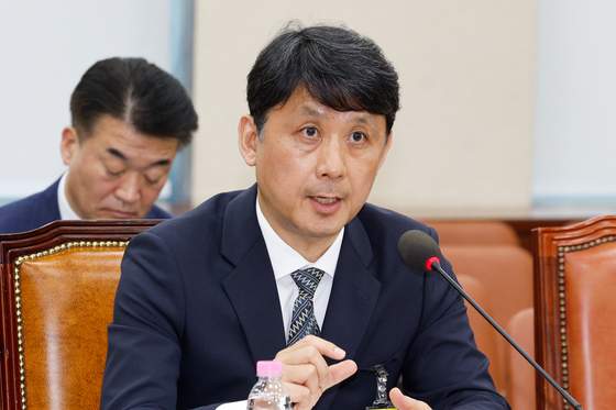 윤광일 후보자 'AI 활용 선거 공보물에 대한 생각은?'