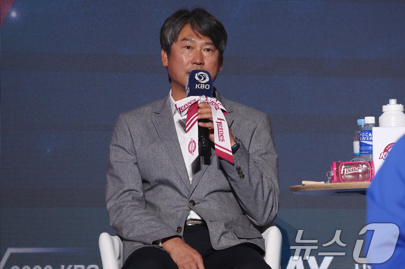 (서울=뉴스1) 김명섭 기자 = 26일 오후 서울 잠실 롯데호텔 월드에서 열린 2026 신한 SOL KBO 리그 미디어데이&팬페스트’에서 키움 히어로즈 설종진 감독이 포부와 각오를 …