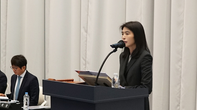 '정신아호 2기' AI·카카오톡 박차…"수익화 모델로 주가 부양"(종합)