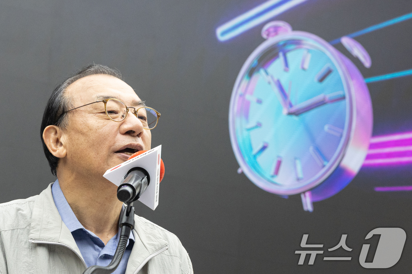 (서울=뉴스1) 이승배 기자 = 이정현 공천관리위원장이 26일 서울 여의도 국민의힘 중앙당사에서 열린 '광역의원 비례 청년 공개 오디션'에서 인사말하고 있다. 2026.3.26/뉴 …