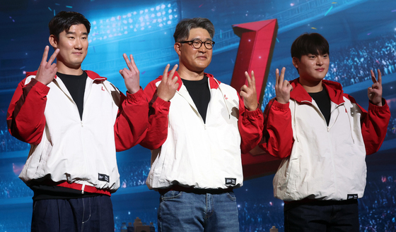 팀세리머니하는 SSG 랜더스