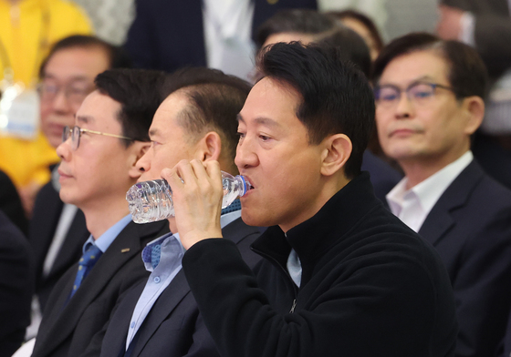 목 타는 오세훈