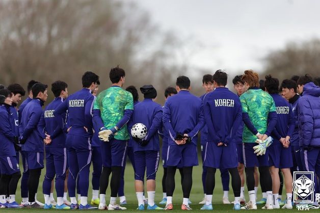 홍명보호, 내일 '가상의 남아공' 코트디부아르 상대…스리백+중원 실험 계속