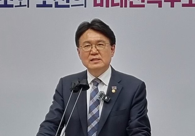 황운하 "5년 이상 세종 거주 대학생에 연 100만원 지원" 공약
