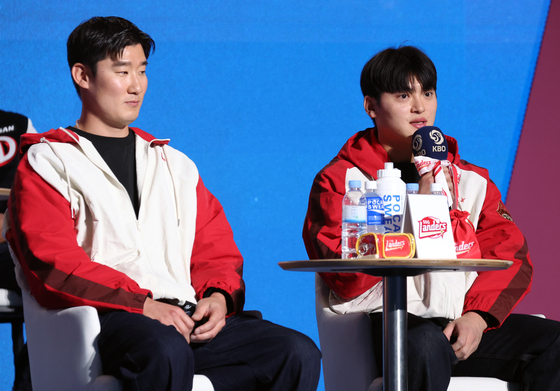 각오를 밝히는 조병현